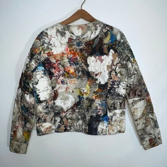 Yest Quilted Floral‎ Pattern Jacket - Women's Size 8 - Warm & Pretty - Picture 2 of 11